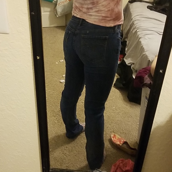 Demi Curve Levi's Straight Jeans - Picture 2 of 8